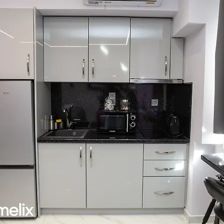 Modern Studio In The City Center Chalkís Buitenkant foto